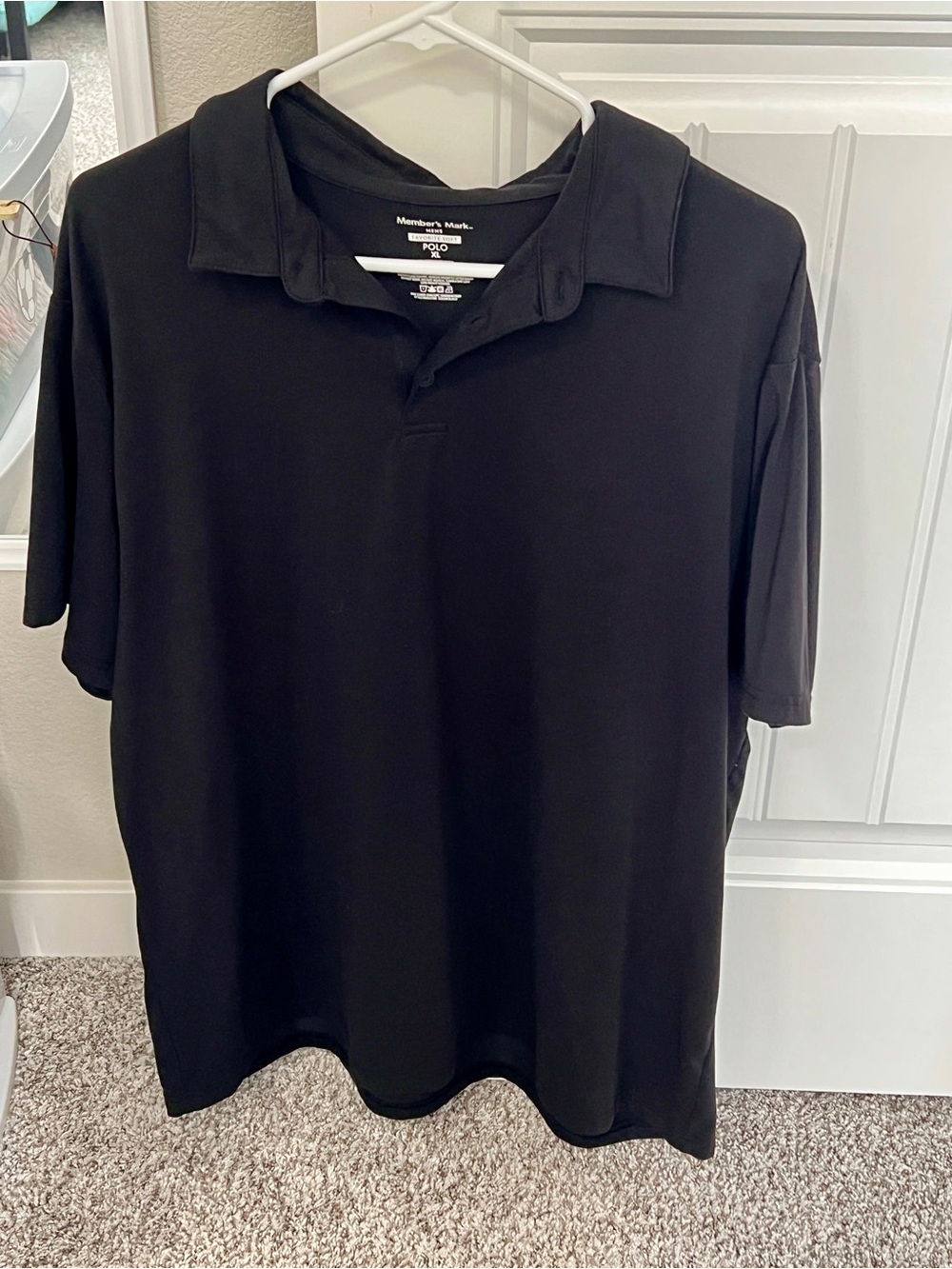 Men's Black Polo Shirt - Modern Short Sleeve.